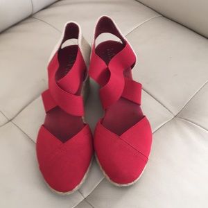 Red canvas espadrilles 6.5